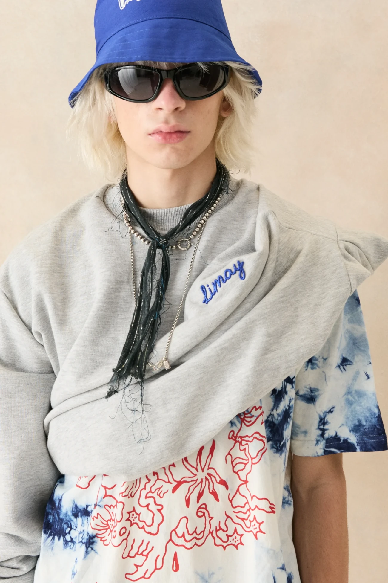 Buzo gris - Image 2