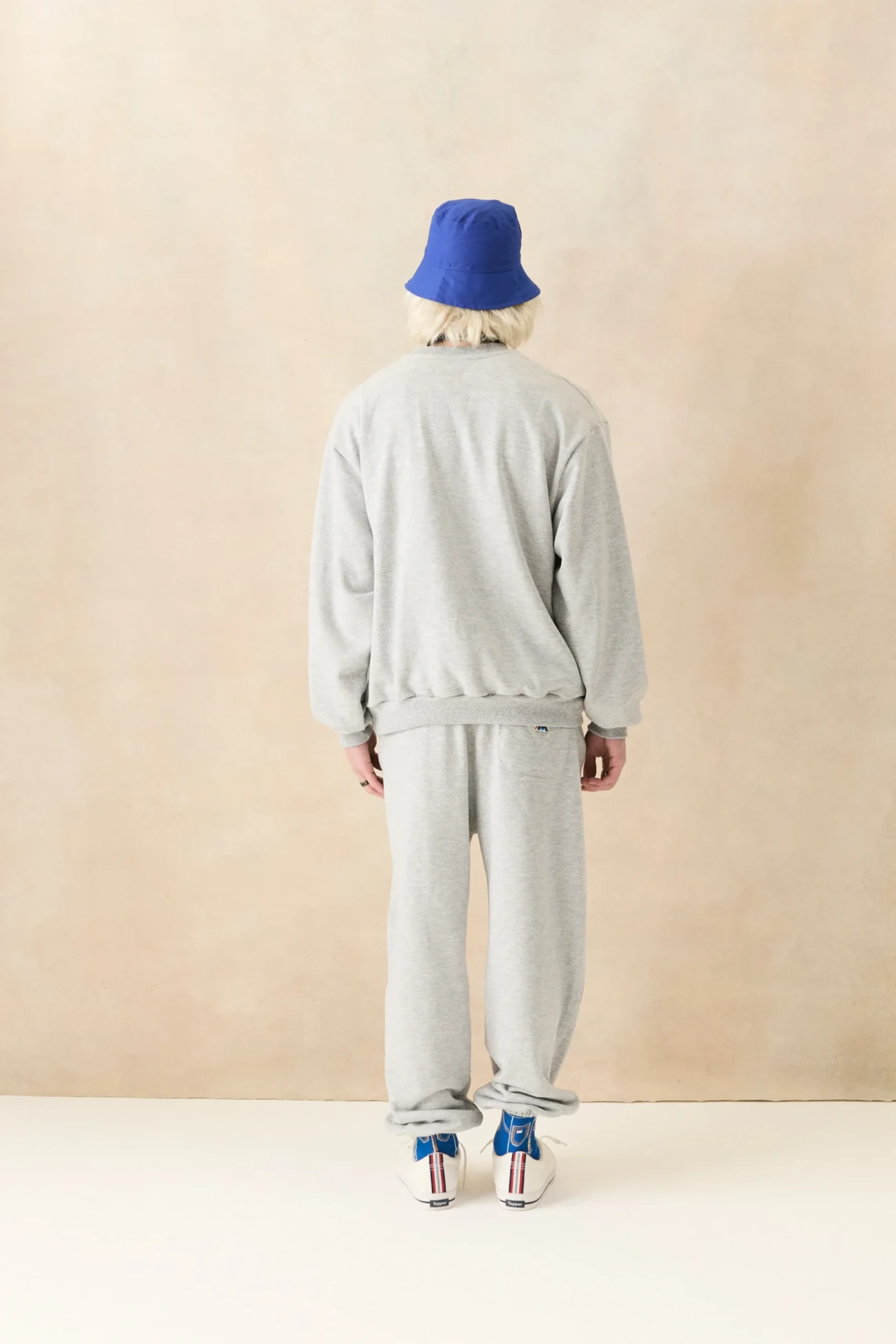 Buzo gris - Image 3