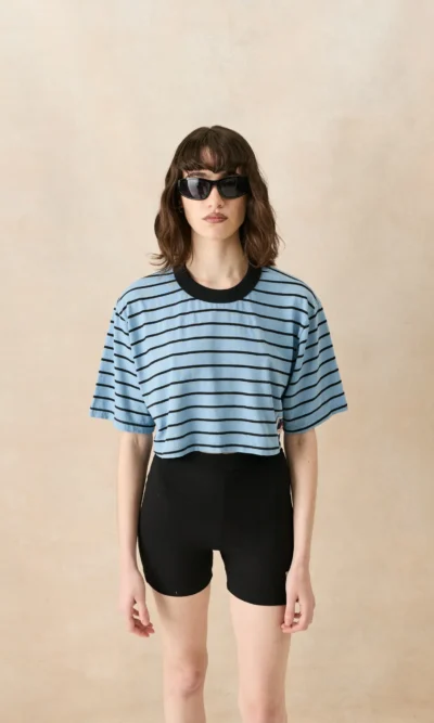 Remera crop rayada