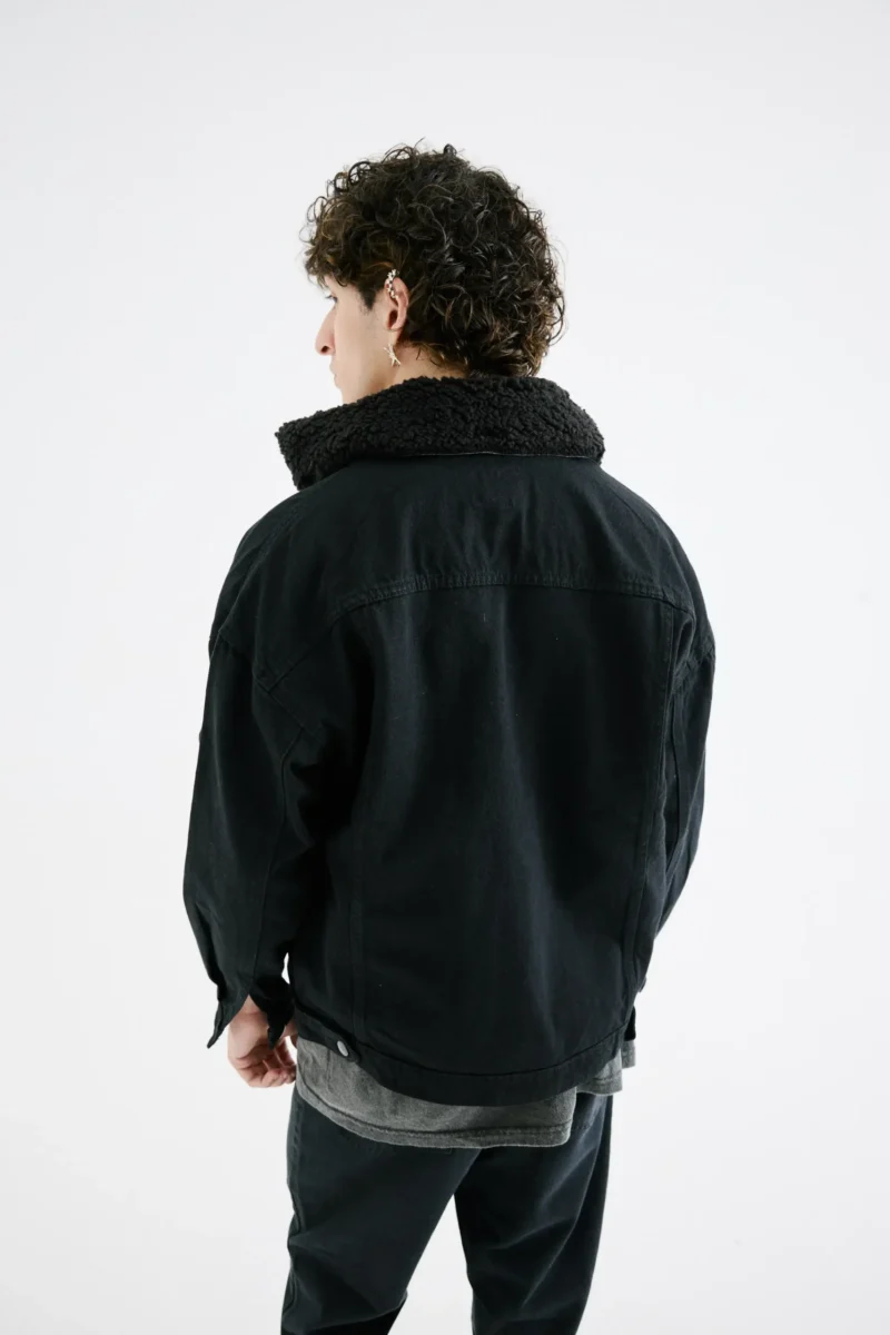 Trucker corderito negro - Image 5
