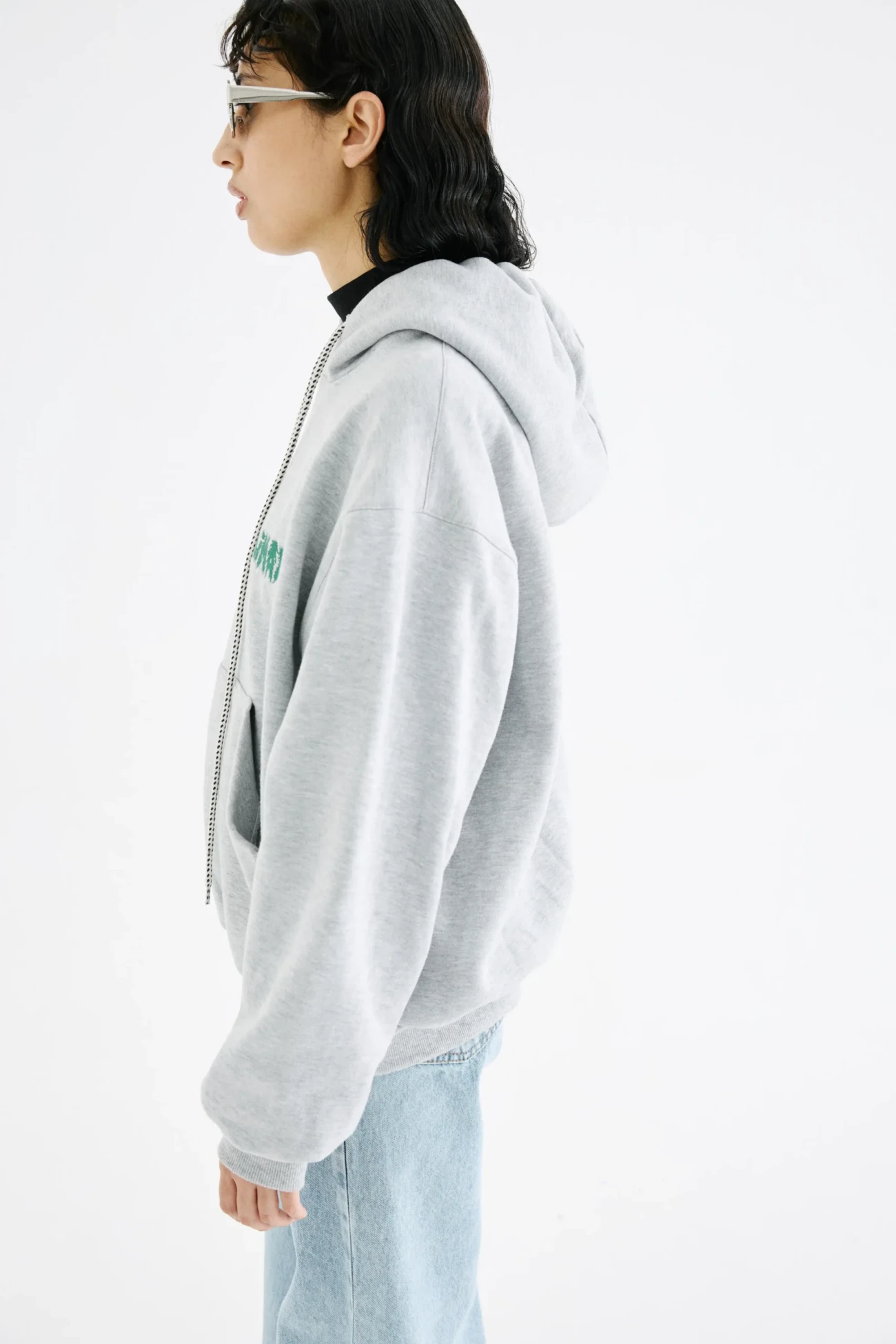 Buzo capucha gris - Image 4